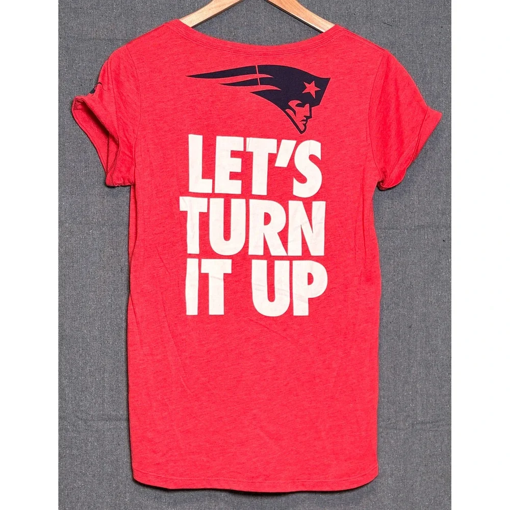 Nike‎ NFL New England Patriots Red Lets Turn It Up Graphic T-Shirt Womens Sz L